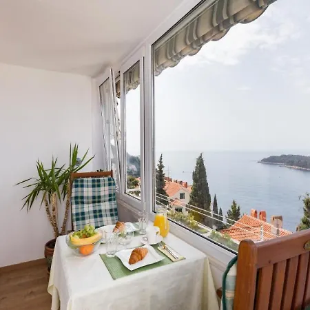 Precious View Apartment *