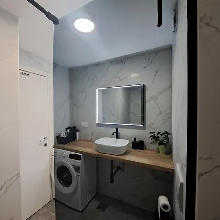 Precious View Apartment *